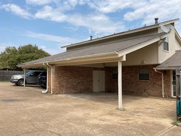 2713  Hurstview Drive , Hurst Texas 76054