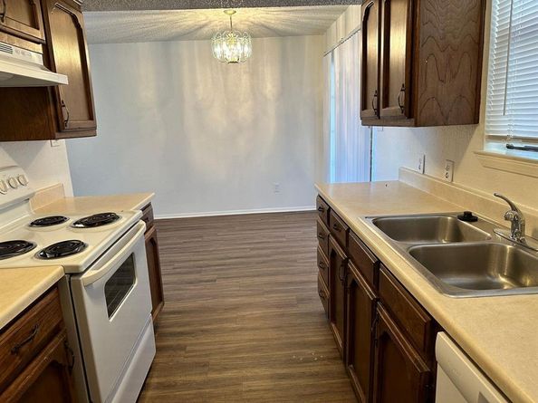 2713  Hurstview Drive , Hurst Texas 76054