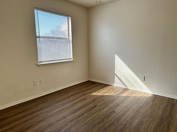 2713  Hurstview Drive , Hurst Texas 76054