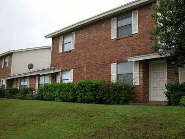 2713  Hurstview Drive , Hurst Texas 76054