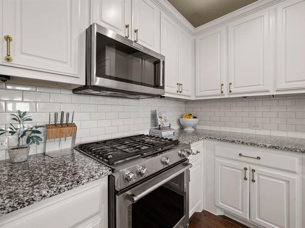15500  Pioneer Bluff Trail , Fort Worth Texas 76262