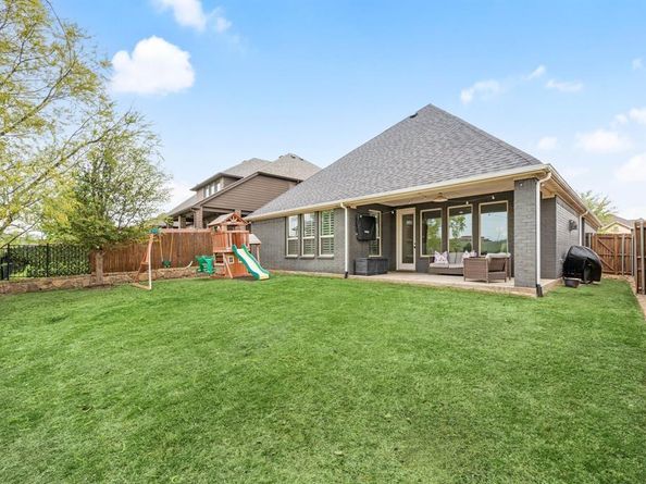 15500  Pioneer Bluff Trail , Fort Worth Texas 76262
