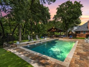 2514  Laurel Valley Lane , Arlington Texas 76006