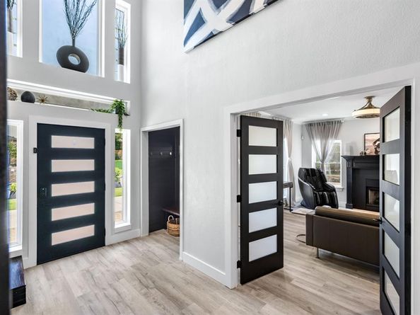 2514  Laurel Valley Lane , Arlington Texas 76006