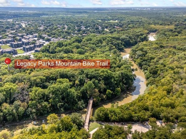 2514  Laurel Valley Lane , Arlington Texas 76006