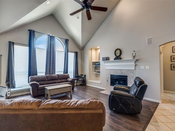 2011  Brianna Lane , Arlington Texas 76001