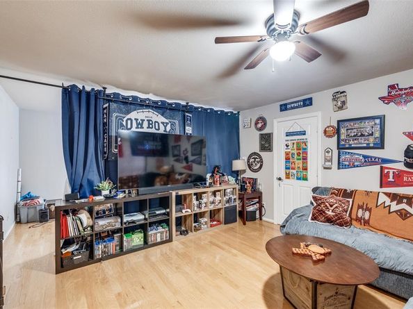 2011  Brianna Lane , Arlington Texas 76001