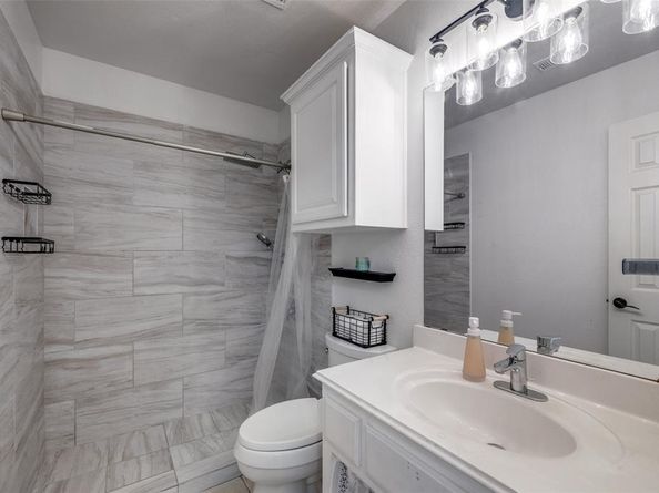 2011  Brianna Lane , Arlington Texas 76001