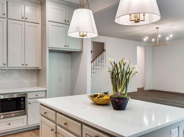 622  Sterling Drive , Benbrook Texas 76126