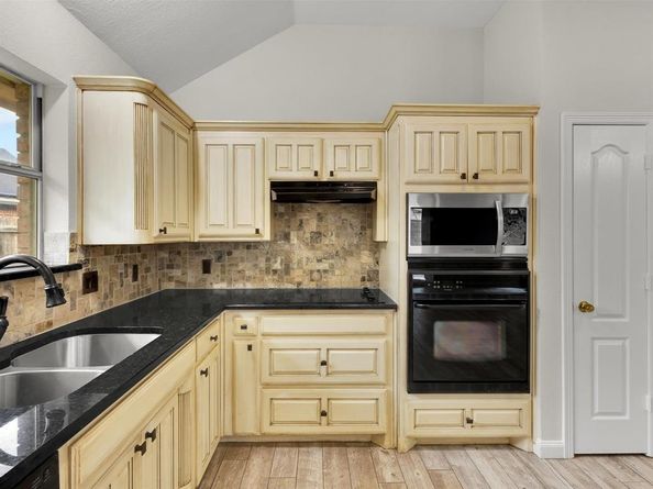 8569  Woodlake Circle , Fort Worth Texas 76179