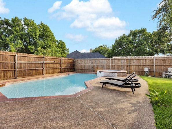 8569  Woodlake Circle , Fort Worth Texas 76179
