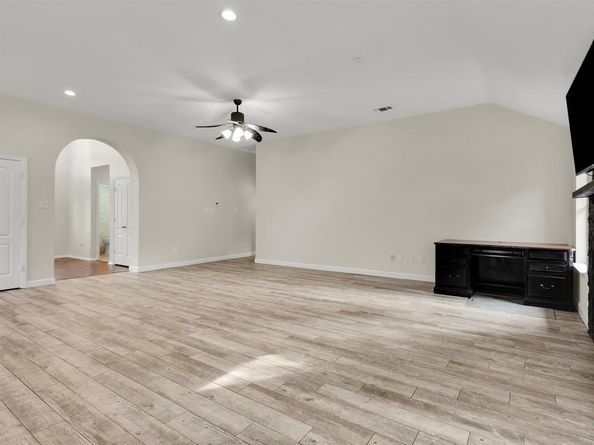 8569  Woodlake Circle , Fort Worth Texas 76179
