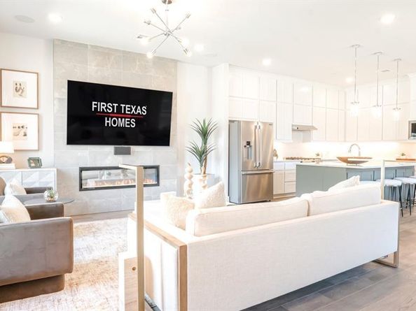 1810  Wittington  , Farmers Branch Texas 75234