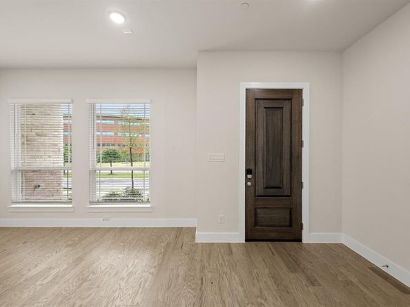 1810  Wittington  , Farmers Branch Texas 75234