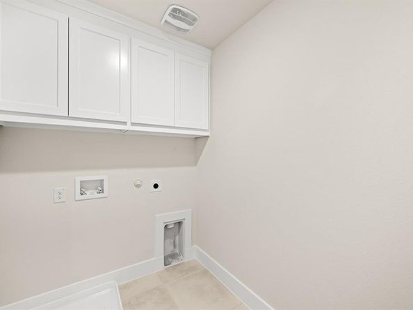 1810  Wittington  , Farmers Branch Texas 75234