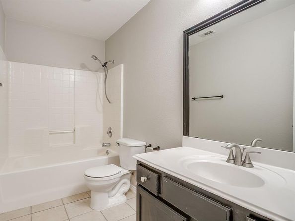 10633  Lipan Trail , Fort Worth Texas 76108