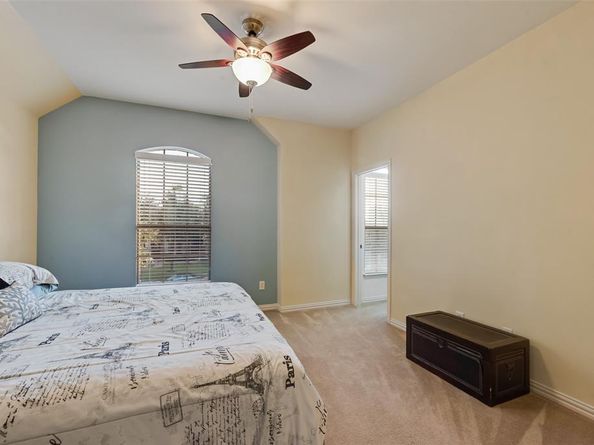 931  Senna Drive , Lantana Texas 76226