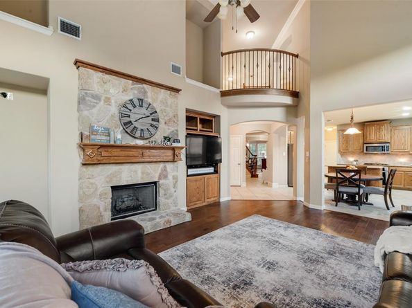 931  Senna Drive , Lantana Texas 76226