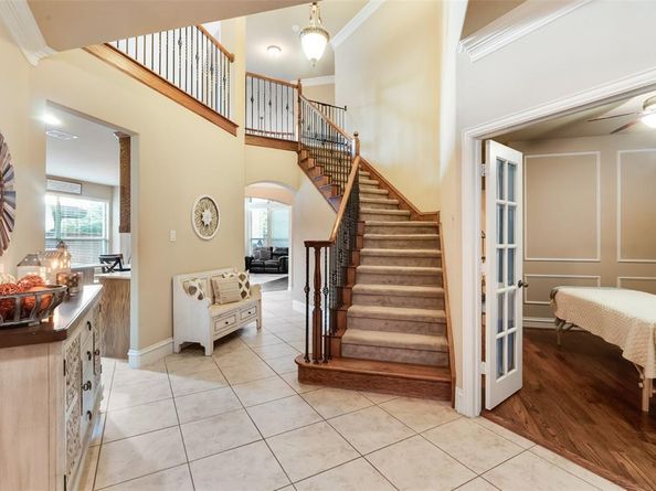 931  Senna Drive , Lantana Texas 76226