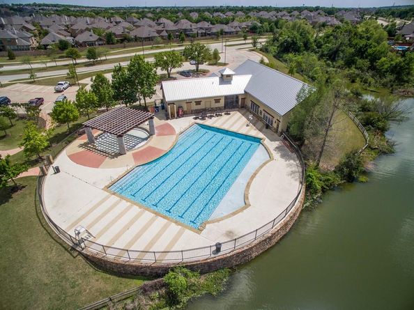 931  Senna Drive , Lantana Texas 76226