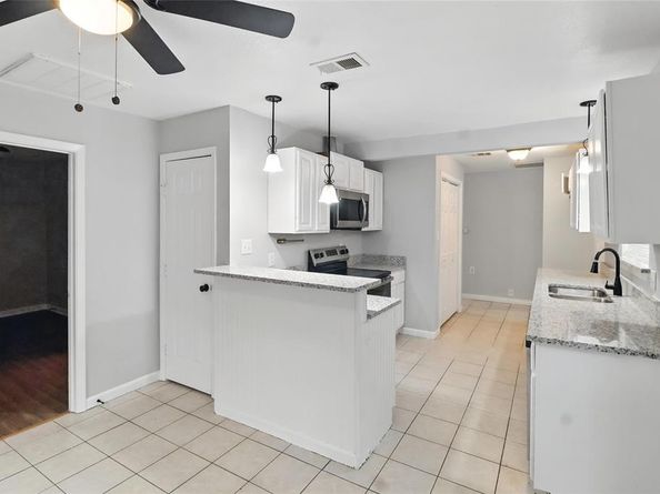 1915  Mcadams Avenue , Dallas Texas 75224