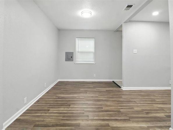 1915  Mcadams Avenue , Dallas Texas 75224
