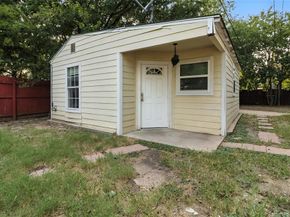 1915  Mcadams Avenue , Dallas Texas 75224
