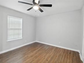 1915  Mcadams Avenue , Dallas Texas 75224
