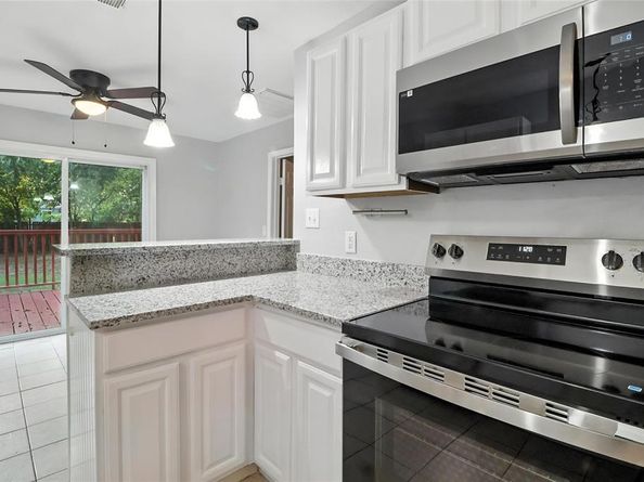 1915  Mcadams Avenue , Dallas Texas 75224