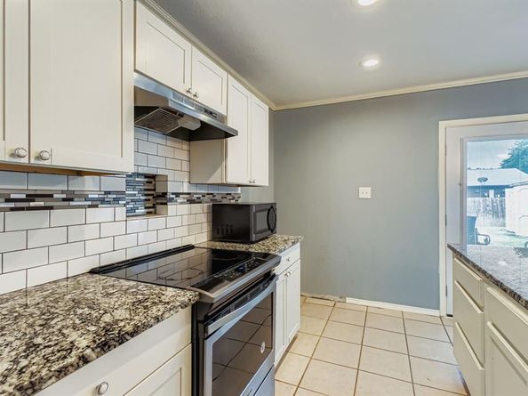 4240  Pepperbush Drive , Fort Worth Texas 76137
