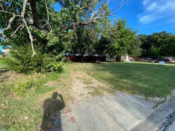 911  Rumfield Road , White Settlement Texas 76108
