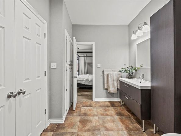 4143  Newton Avenue  B, Dallas Texas 75219