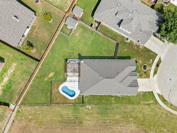 844  Salida Road , Fort Worth Texas 76052