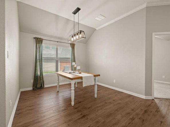 844  Salida Road , Fort Worth Texas 76052