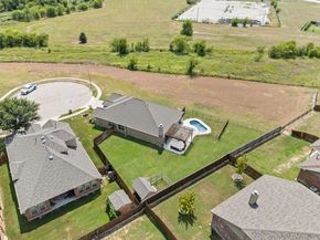 844  Salida Road , Fort Worth Texas 76052