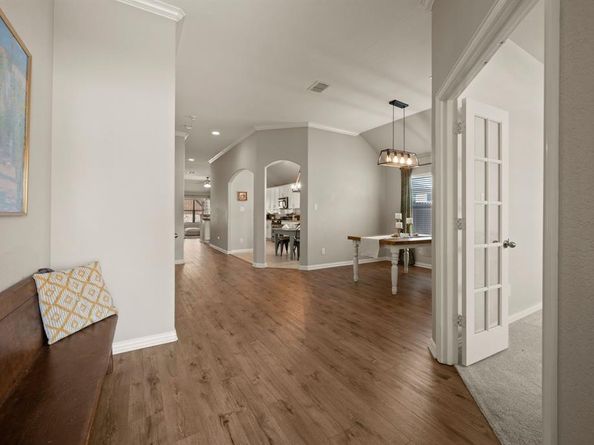 844  Salida Road , Fort Worth Texas 76052