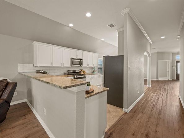 844  Salida Road , Fort Worth Texas 76052