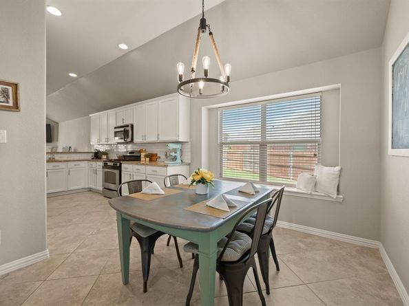 844  Salida Road , Fort Worth Texas 76052