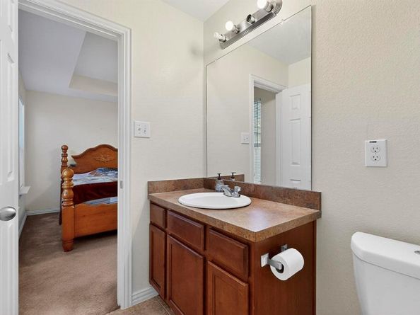 8627  Cedar Post Court , Dallas Texas 75227