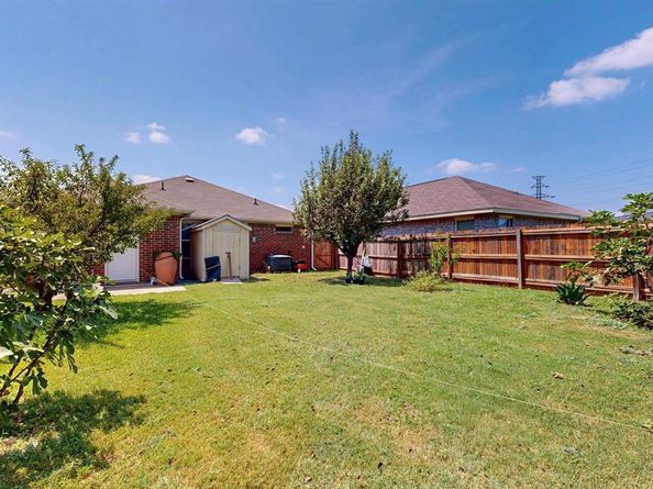 8627  Cedar Post Court , Dallas Texas 75227