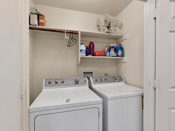 8627  Cedar Post Court , Dallas Texas 75227