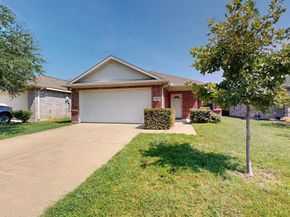 8627  Cedar Post Court , Dallas Texas 75227