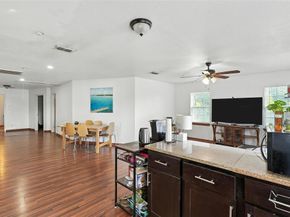 3557  Middlefield Road  2, Dallas Texas 75253