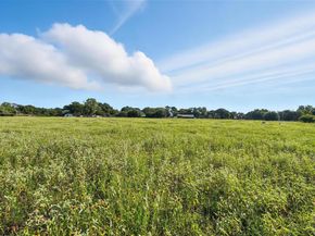 3557  Middlefield Road  2, Dallas Texas 75253