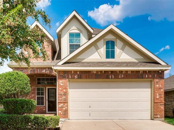 8636  Lariat Circle , Fort Worth Texas 76244