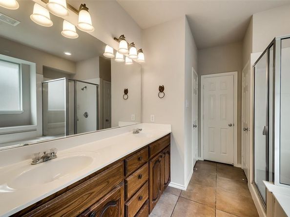 8636  Lariat Circle , Fort Worth Texas 76244