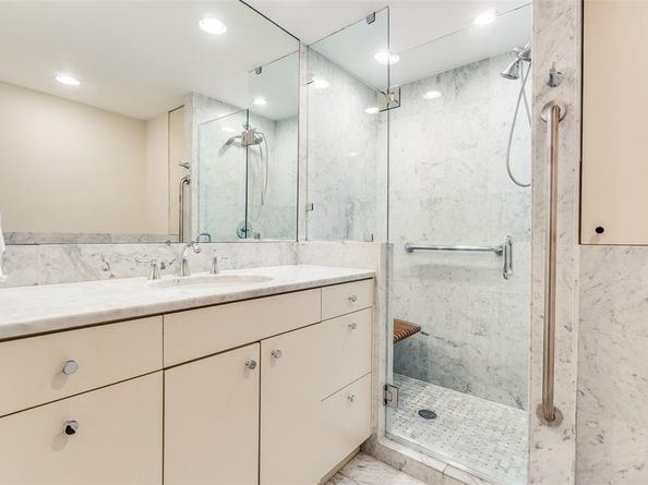 3701  Turtle Creek Boulevard  7J, Dallas Texas 75219