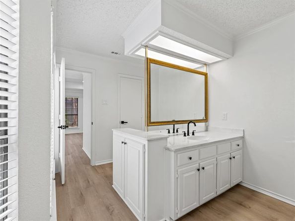 4028  Saint Christopher Lane , Dallas Texas 75287