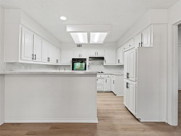 4028  Saint Christopher Lane , Dallas Texas 75287