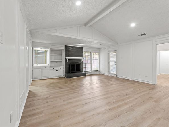 4028  Saint Christopher Lane , Dallas Texas 75287